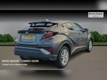 Used Toyota C-HR 2023 for sale - 77253572: Photo