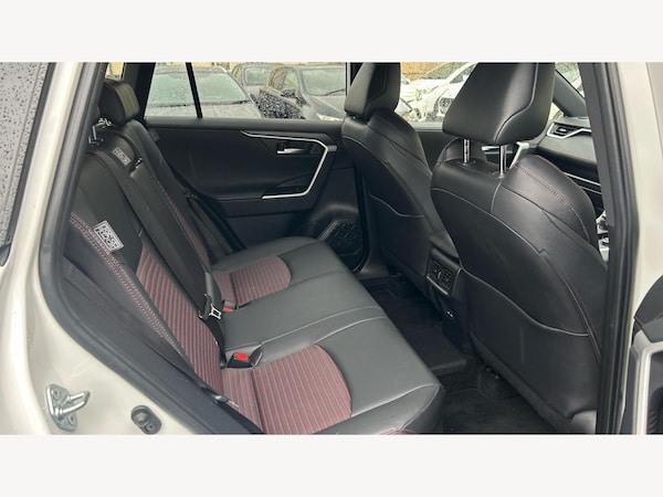 Used Toyota RAV4 2022 for sale - 76240011: Photo 14