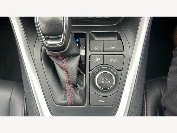 Used Toyota RAV4 2022 for sale - 76240011: Photo 25