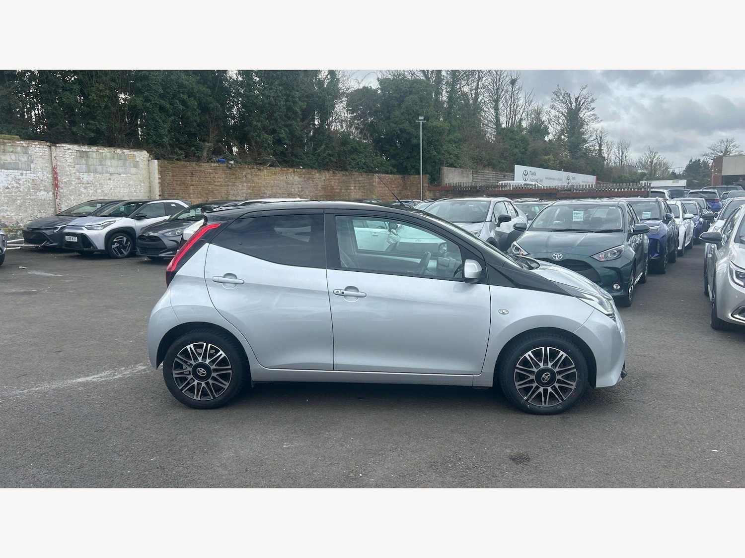 Used Toyota AYGO 2018 for sale - 77993413: Photo 18