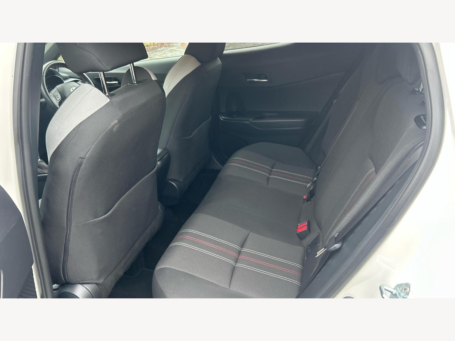 Used Toyota C-HR 2022 for sale - 77441103: Photo 15