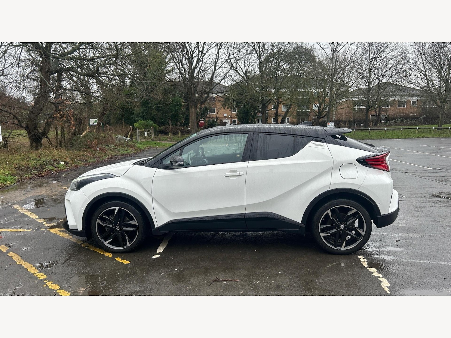 Used Toyota C-HR 2022 for sale - 77441103: Photo 19