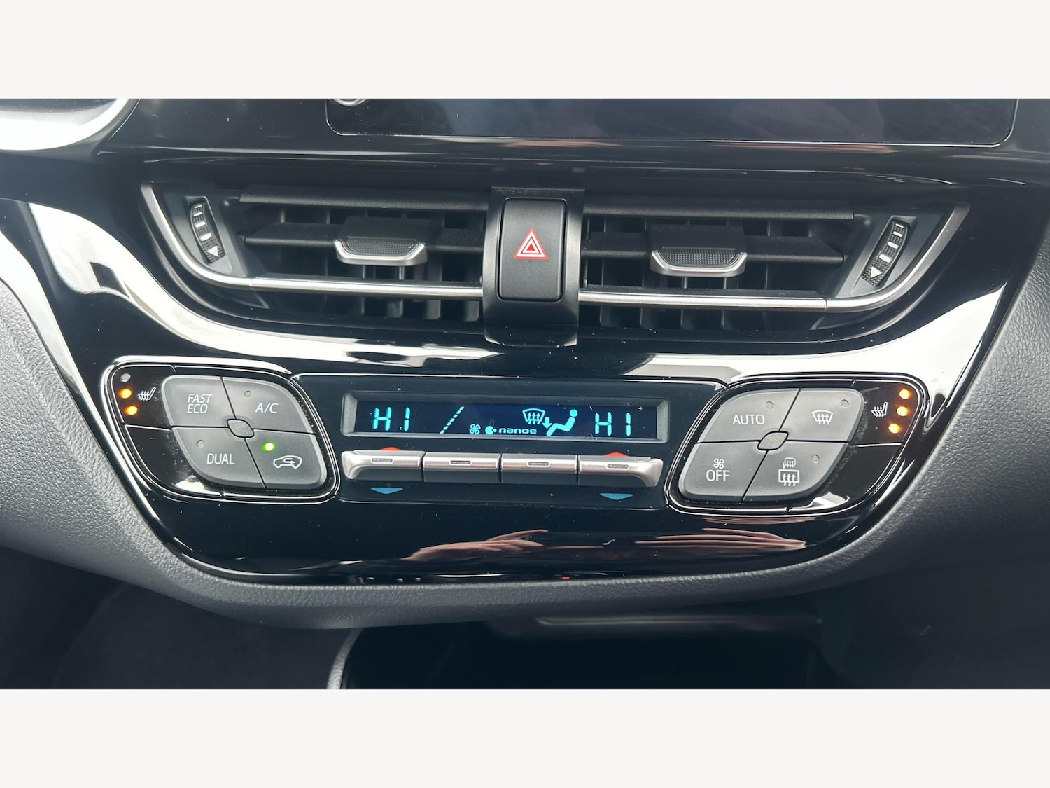 Used Toyota C-HR 2022 for sale - 77441103: Photo 23