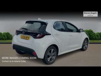 Used Toyota Yaris 2024 for sale - 74837877: Photo