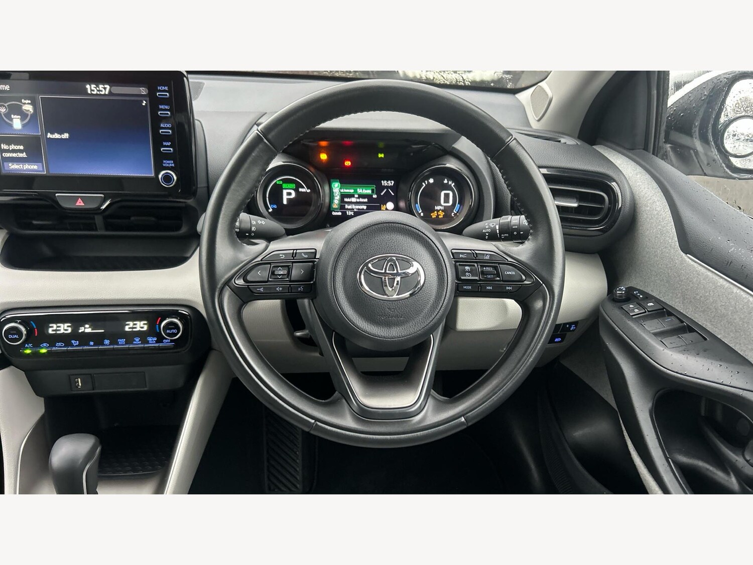 Used Toyota Yaris for sale - 76633128: Photo 8