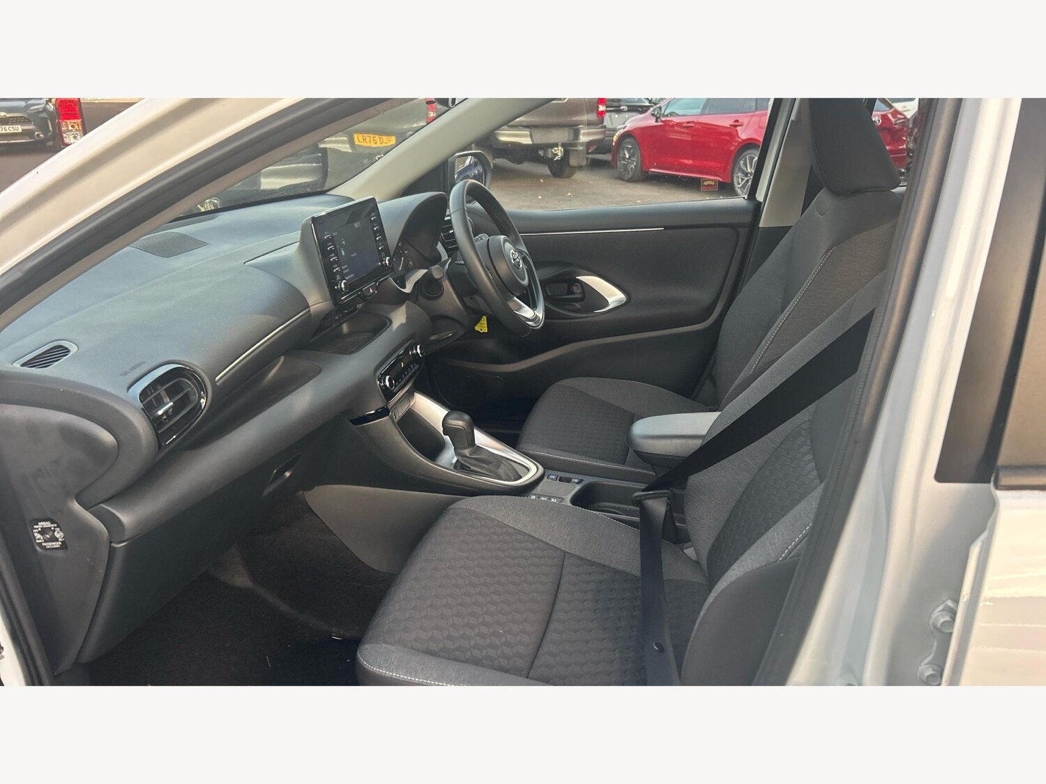 Used Toyota Yaris 2023 for sale - 75979006: Photo 12