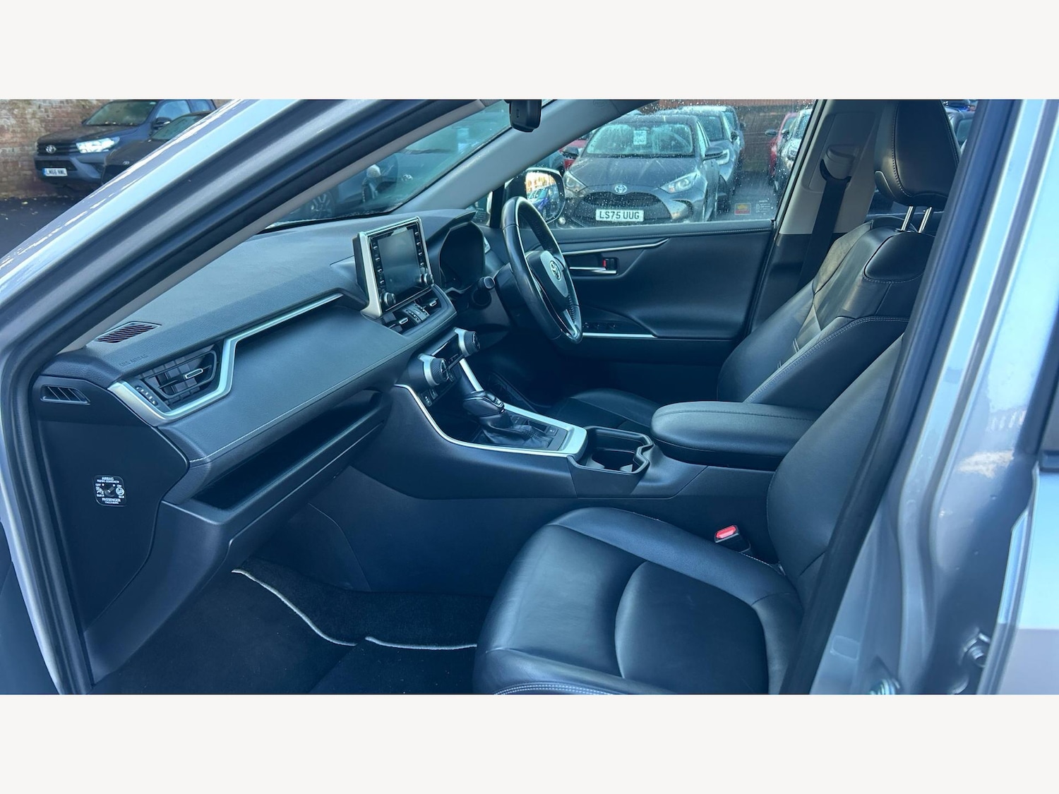 Used Toyota RAV4 2019 for sale - 77060290: Photo 12