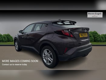 Used Toyota C-HR 2023 for sale - 77705155: Photo