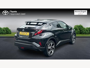 Used Toyota C-HR 2023 for sale - 78910889: Photo