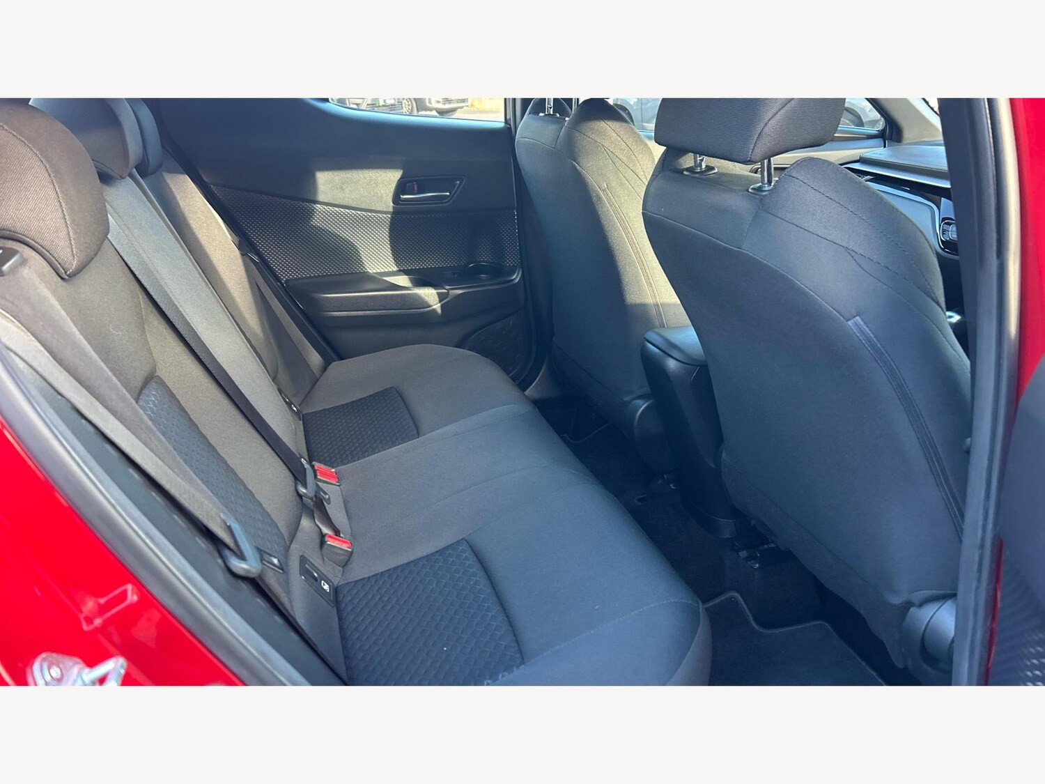 Used Toyota C-HR 2021 for sale - 77060308: Photo 14