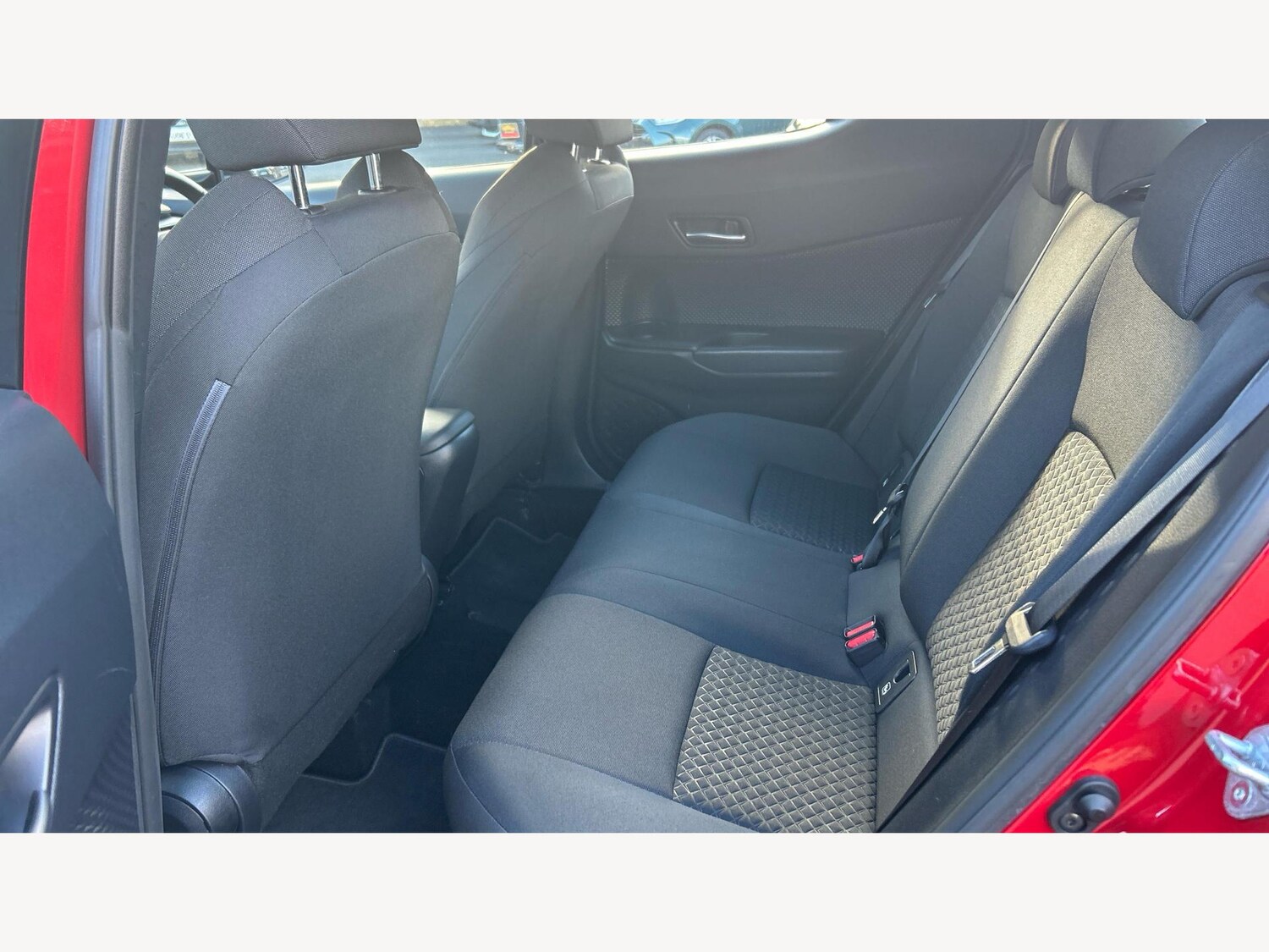 Used Toyota C-HR 2021 for sale - 77060308: Photo 15