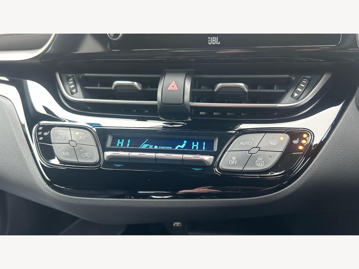 Used Toyota C-HR 2023 for sale - 77637440: Photo 23