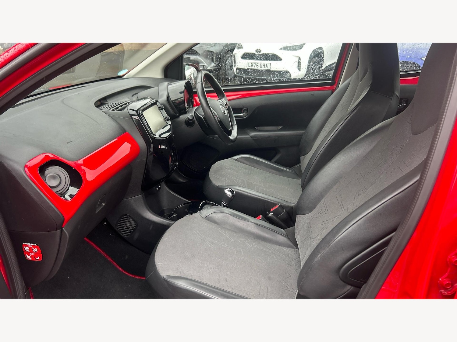 Used Toyota AYGO 2016 for sale - 76551068: Photo 12