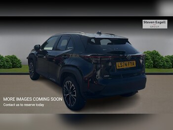 Used Toyota Yaris Cross 2024 for sale - 77969567: Photo