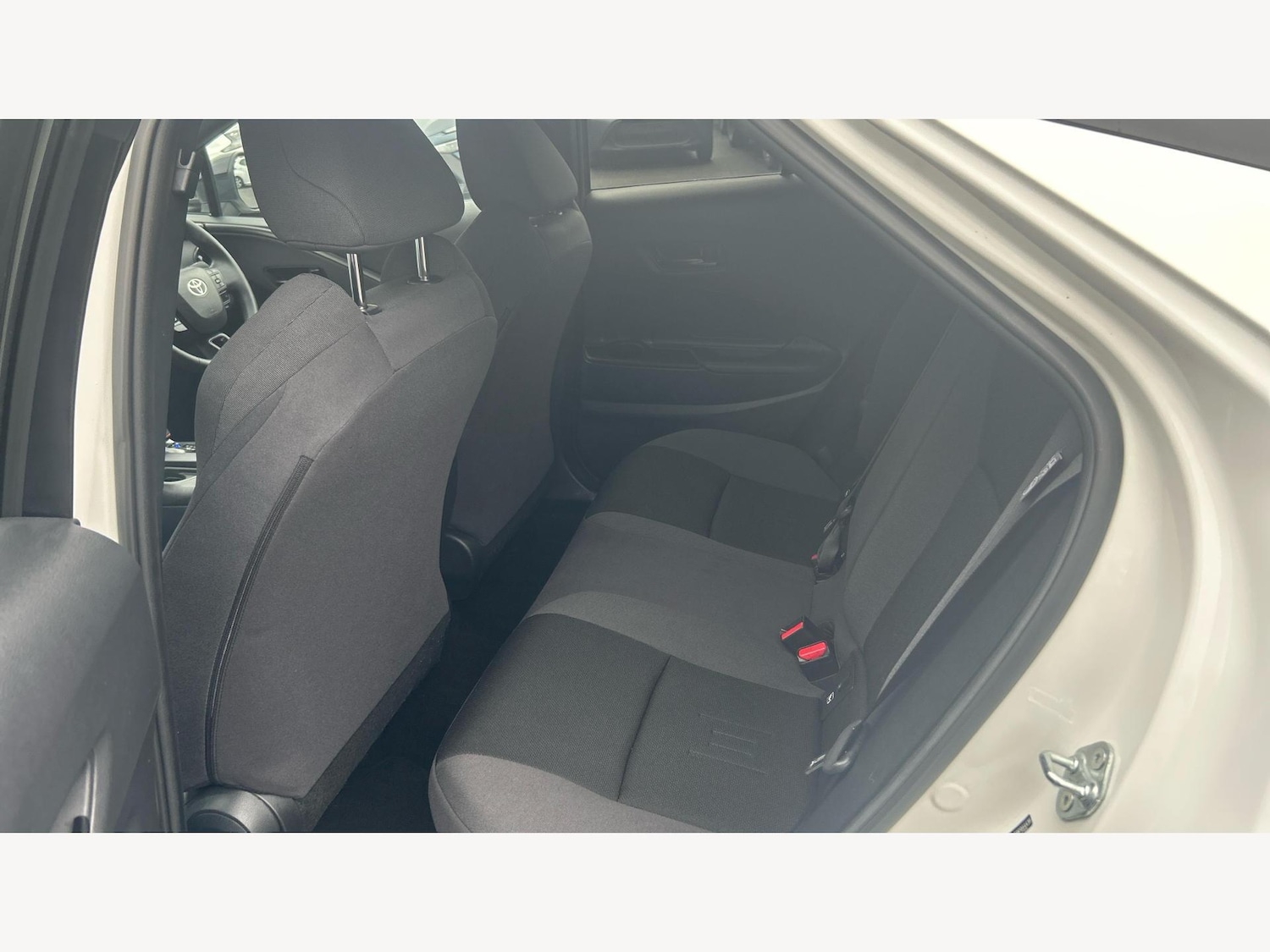 Used Toyota C-HR 2024 for sale - 76026539: Photo 15