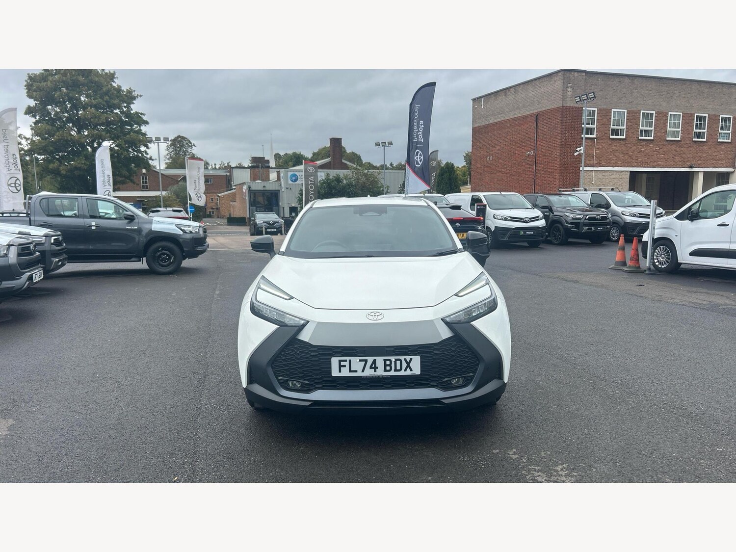 Used Toyota C-HR 2024 for sale - 76026539: Photo 17
