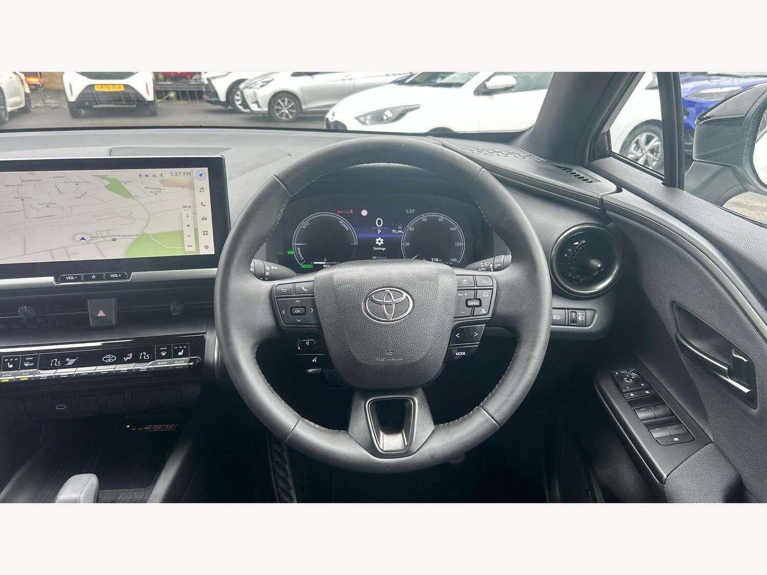 Used Toyota C-HR 2024 for sale - 76026539: Photo 8