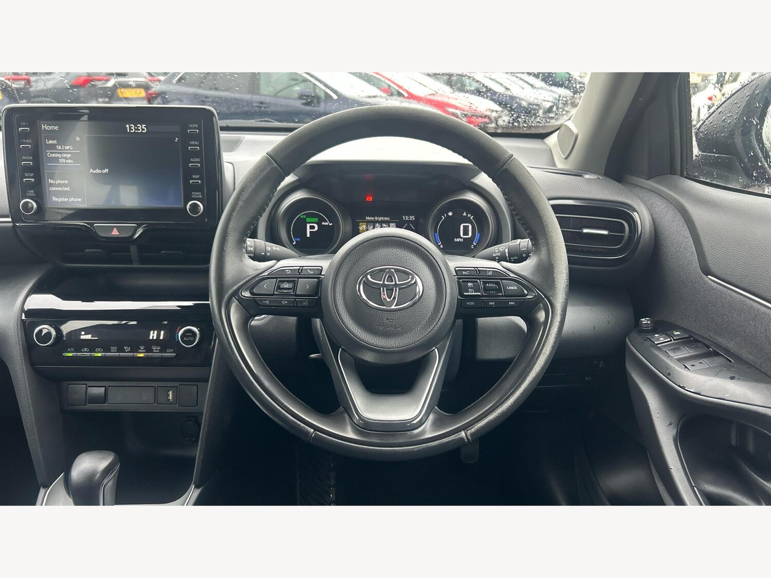 Used Toyota Yaris Cross 2023 for sale - 77267374: Photo 8