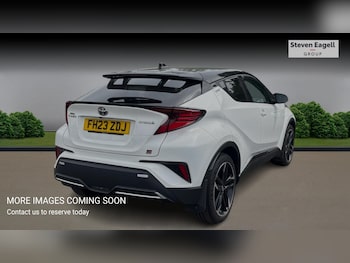 Used Toyota C-HR 2023 for sale - 78772353: Photo