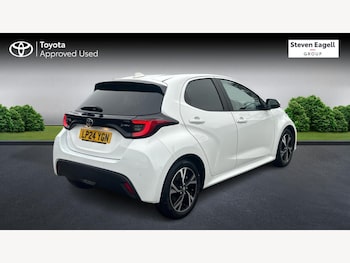 Used Toyota Yaris 2024 for sale - 78676676: Photo