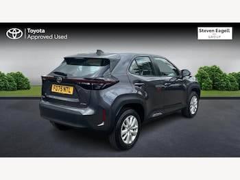 Used Toyota Yaris Cross 2026 for sale - 79602153: Photo
