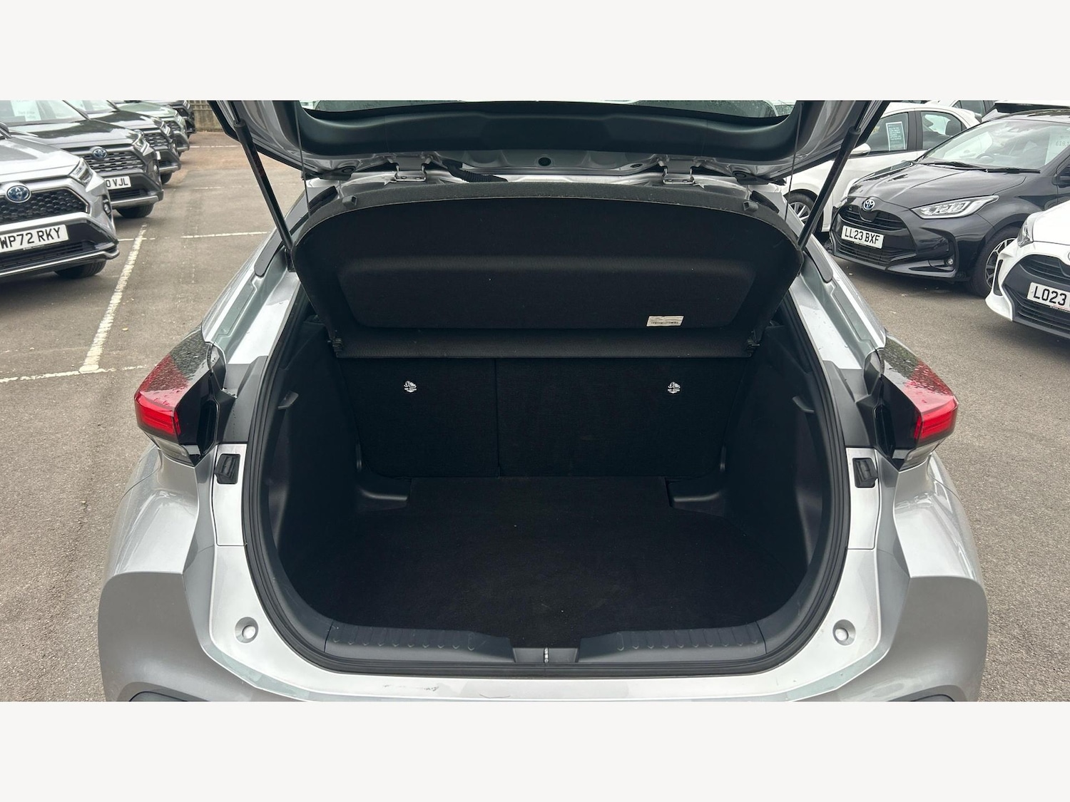 Used Toyota C-HR for sale - 77484623: Photo 16