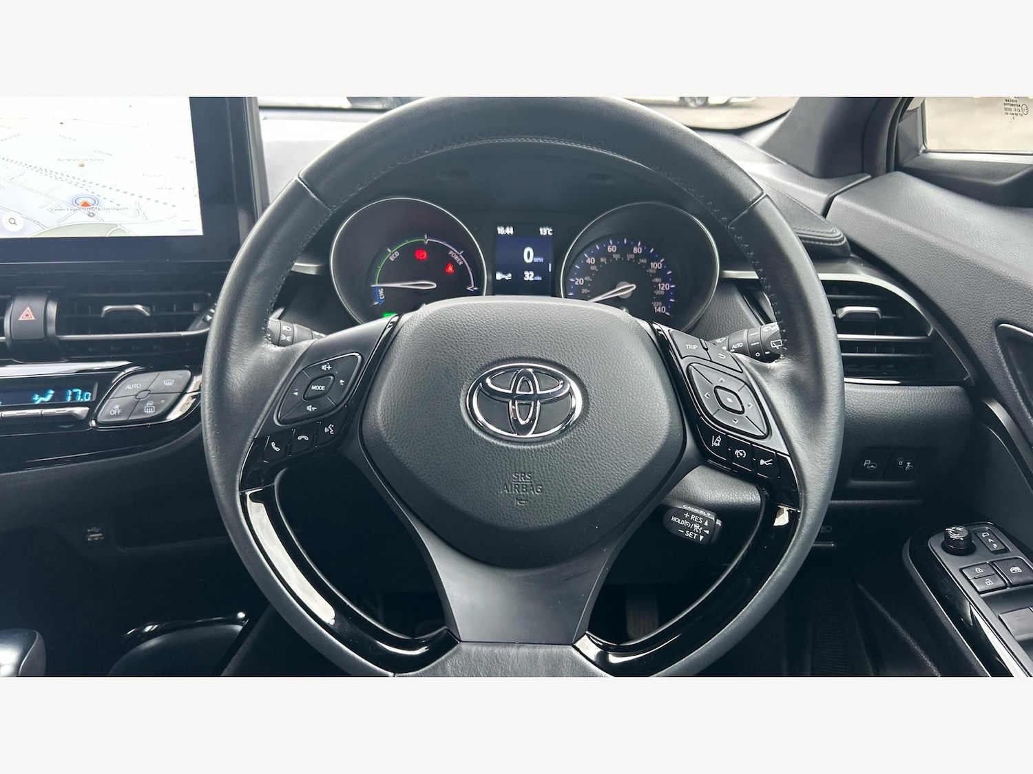 Used Toyota C-HR 2023 for sale - 76326202: Photo 10