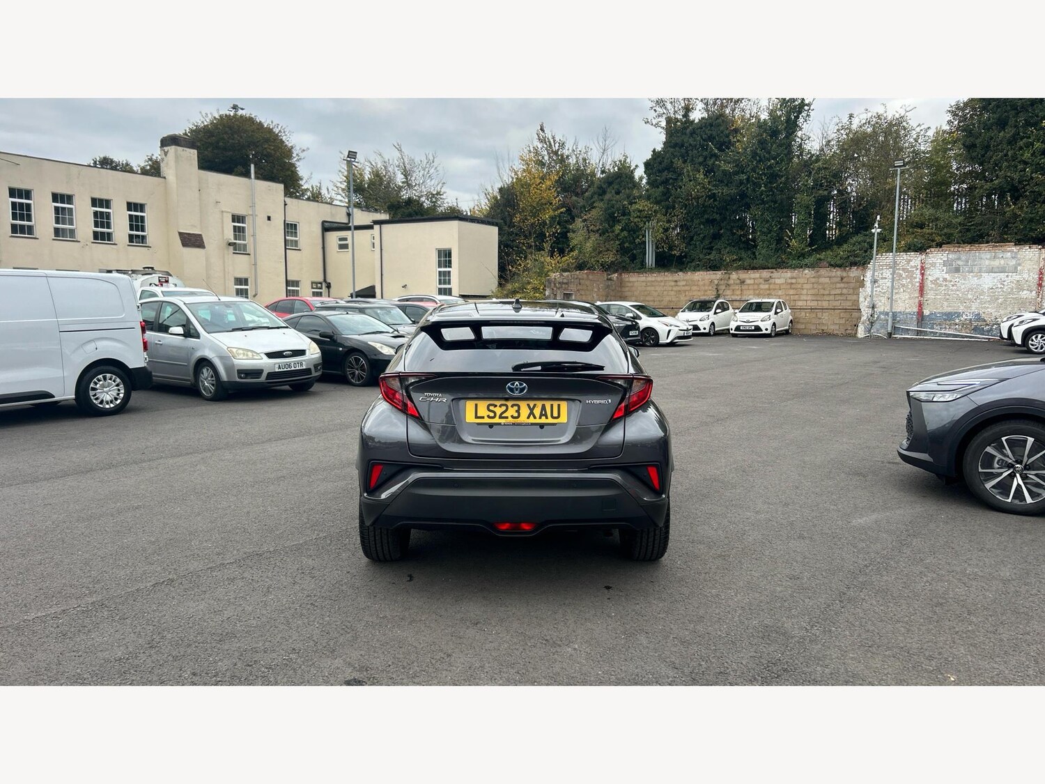 Used Toyota C-HR 2023 for sale - 76326202: Photo 21