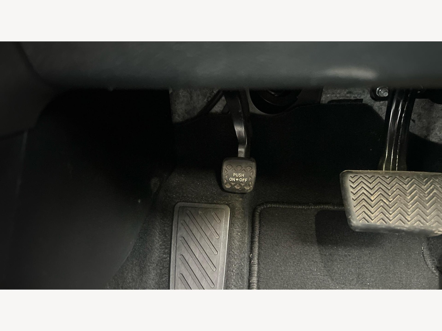 Used Toyota Prius 2019 for sale - 76361250: Photo 24