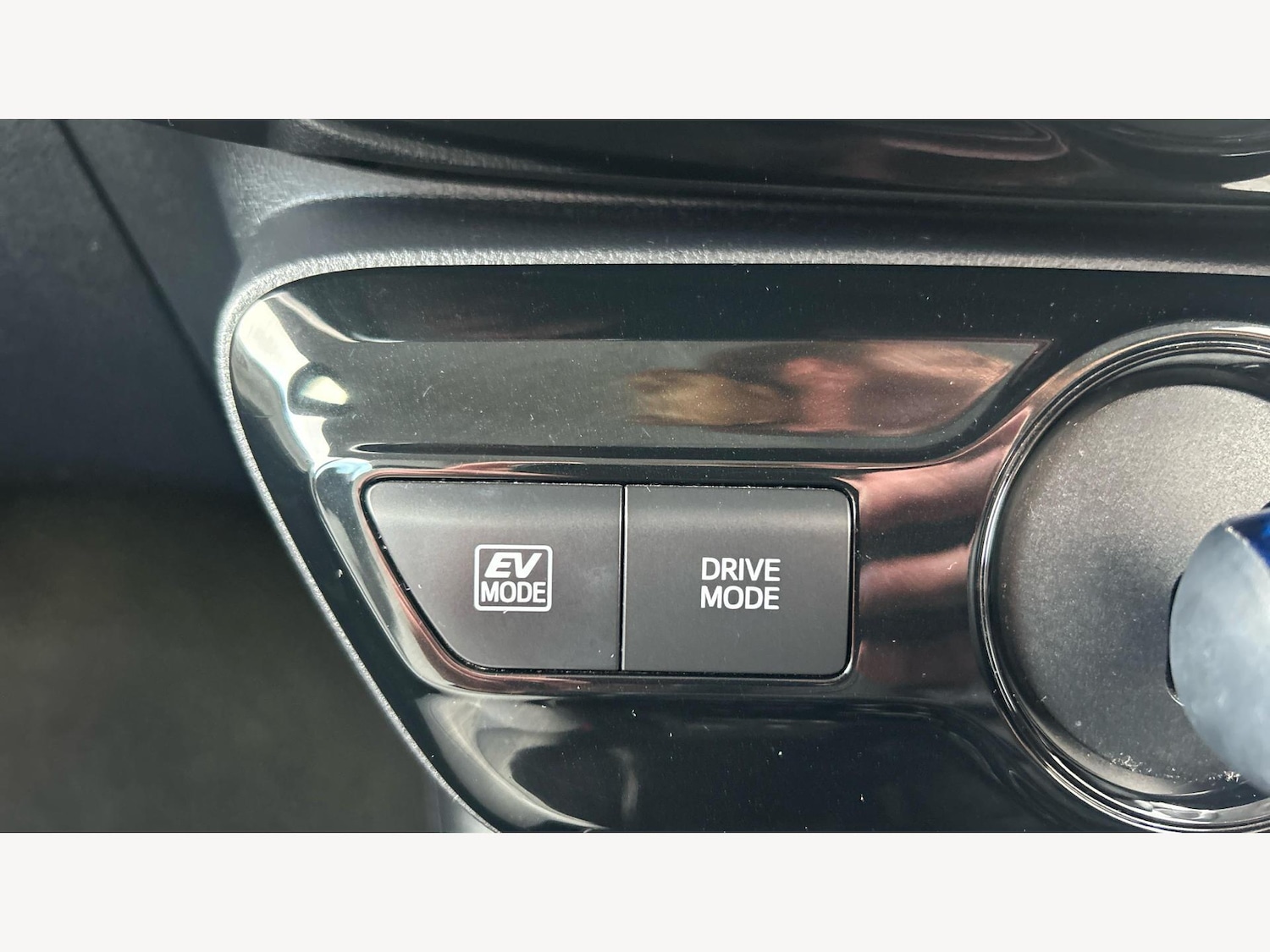 Used Toyota Prius 2019 for sale - 76361250: Photo 25