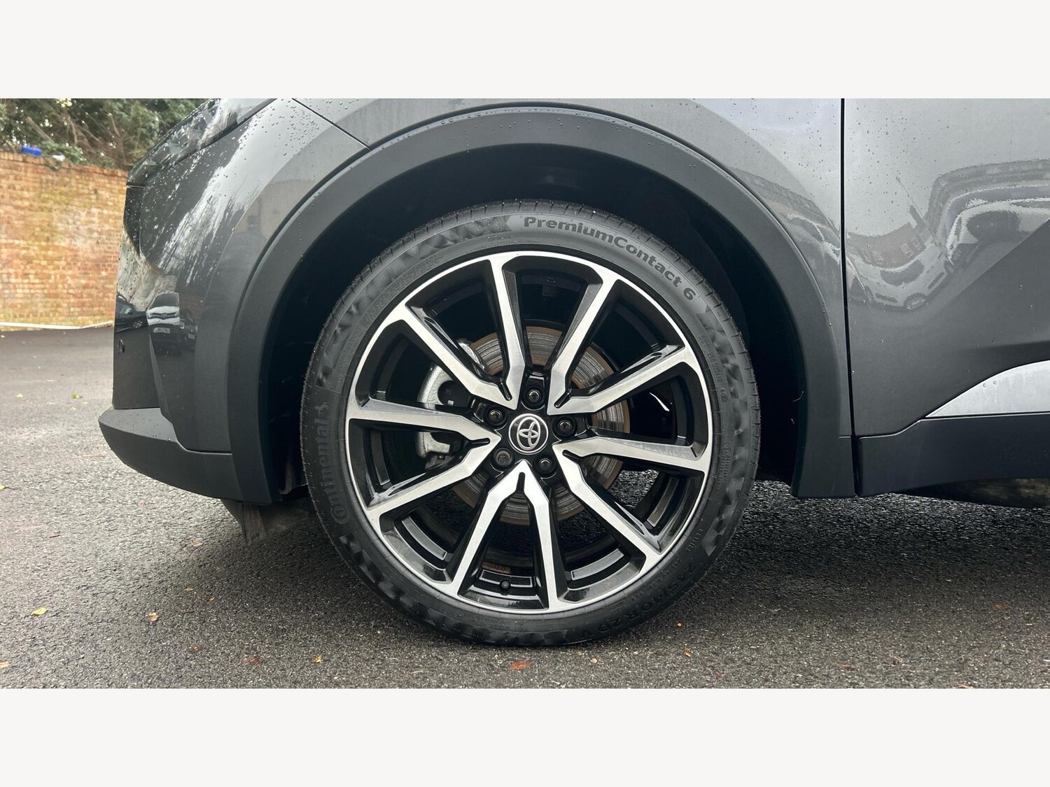 Used Toyota C-HR 2024 for sale - 76989679: Photo 20