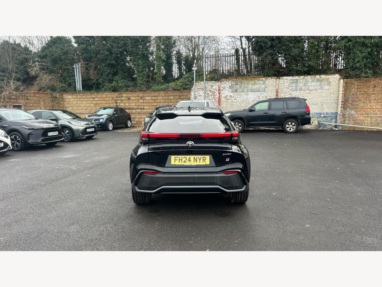 Used Toyota C-HR 2024 for sale - 76989679: Photo 21