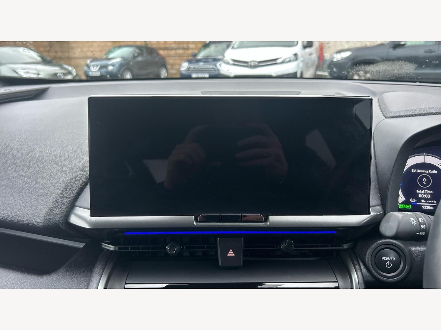 Used Toyota C-HR 2024 for sale - 76989679: Photo 9