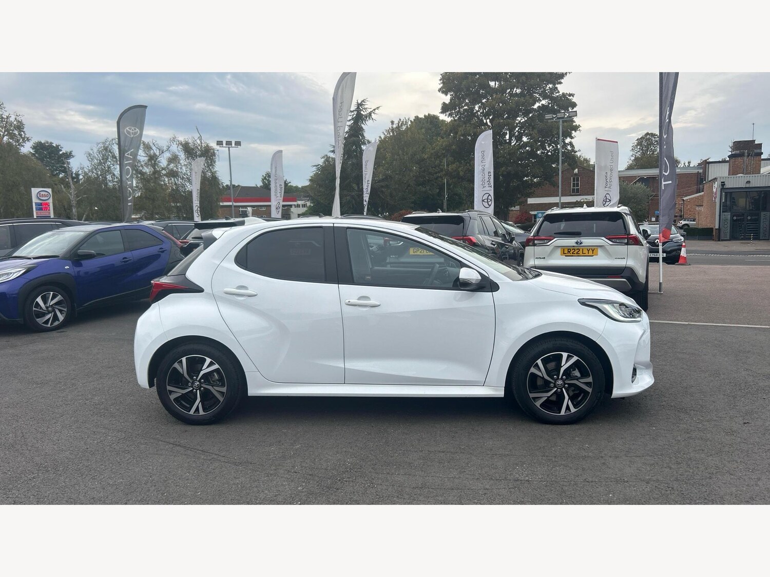 Used Toyota Yaris 2024 for sale - 75719933: Photo 18
