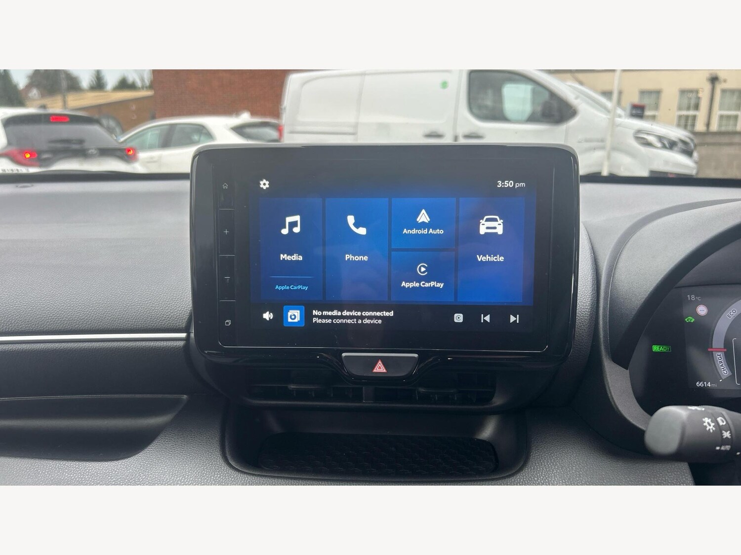 Used Toyota Yaris 2024 for sale - 75719933: Photo 9