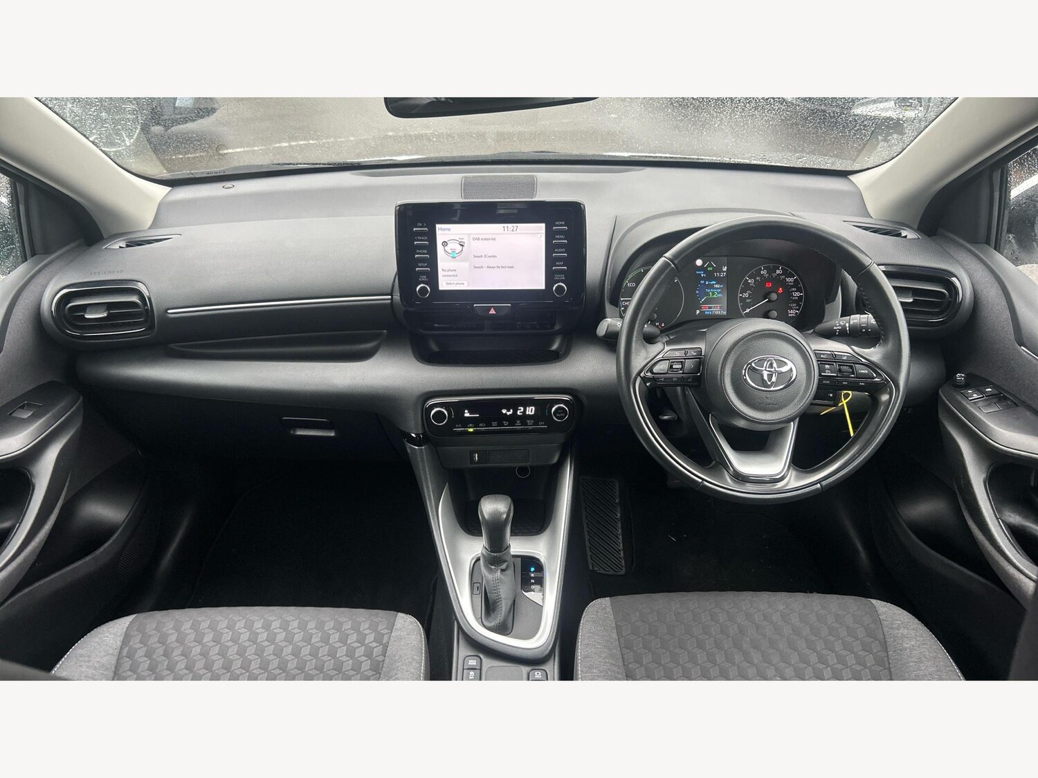 Used Toyota Yaris 2023 for sale - 77255109: Photo 7