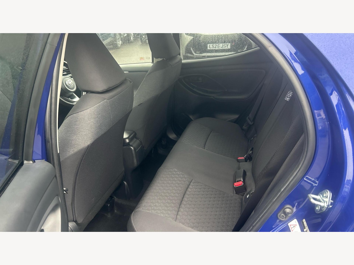 Used Toyota Yaris 2023 for sale - 76646149: Photo 15