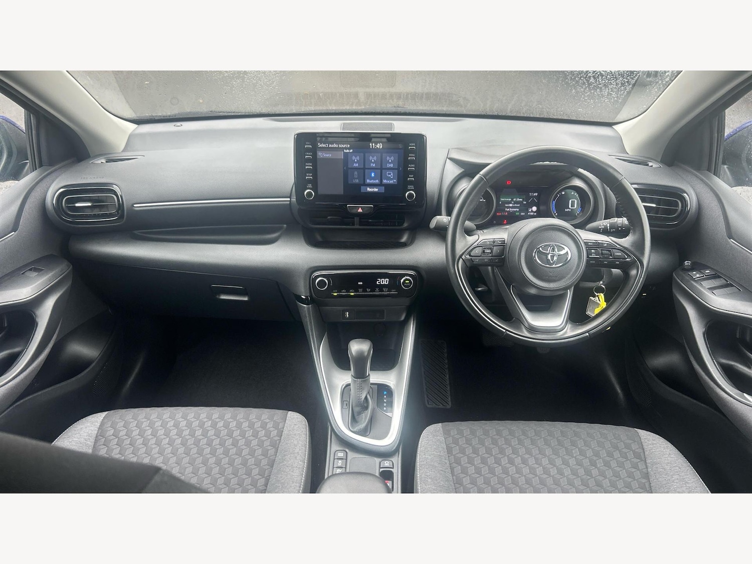 Used Toyota Yaris 2023 for sale - 76646149: Photo 7