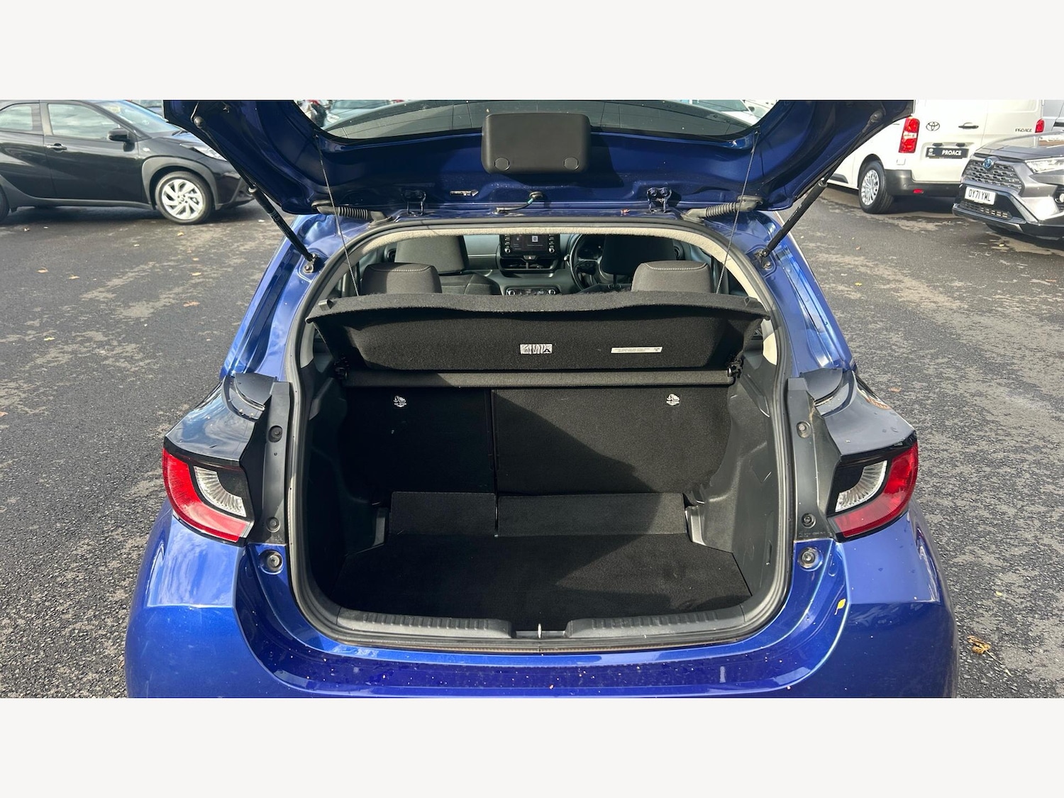 Used Toyota Yaris 2022 for sale - 76381121: Photo 16