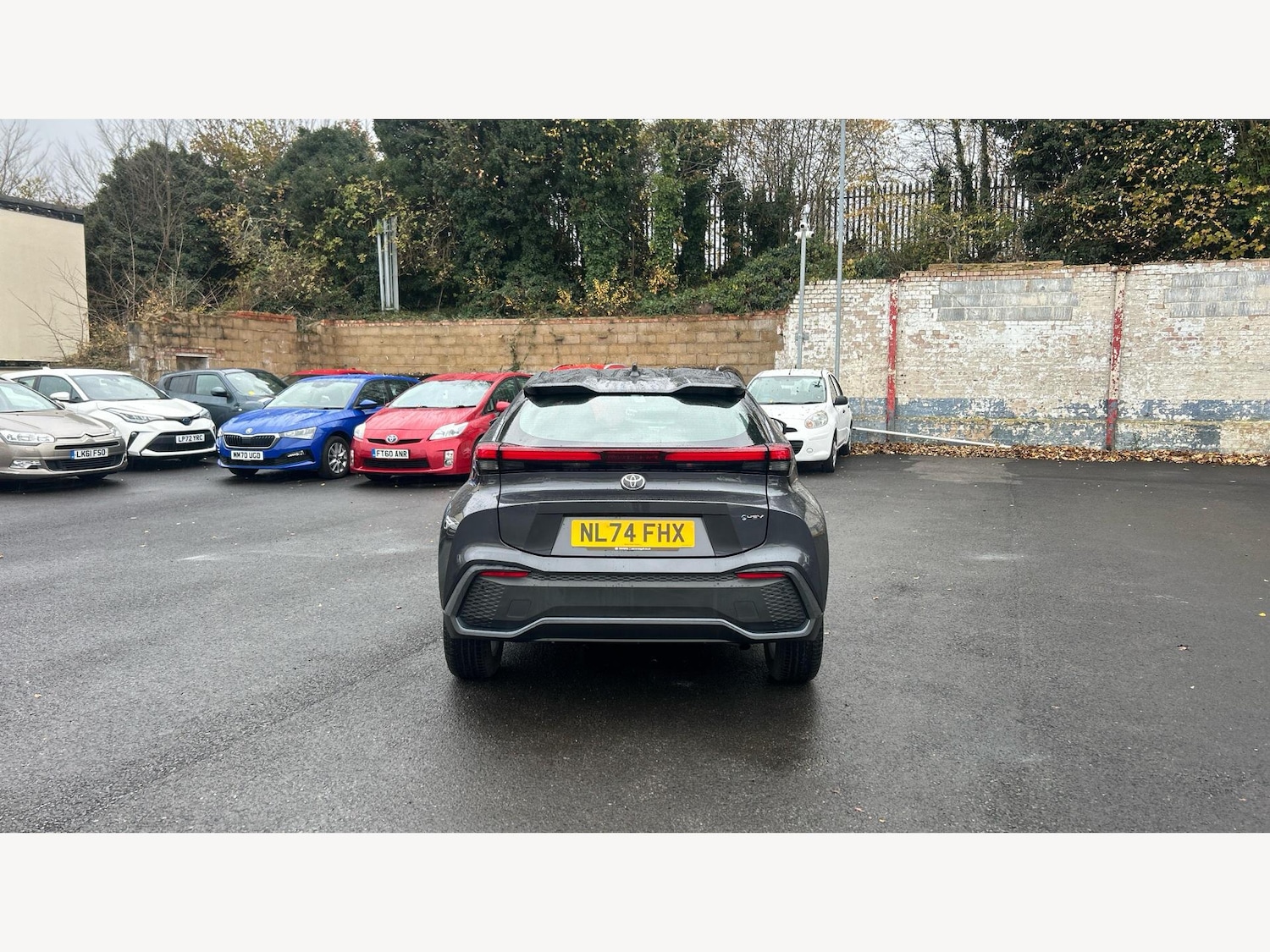 Used Toyota C-HR 2024 for sale - 76633699: Photo 21