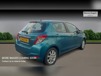 Used Toyota Yaris 2011 for sale - 77573874: Photo