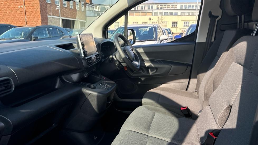 Used Toyota ProAce 2023 for sale - 76441096: Photo 10