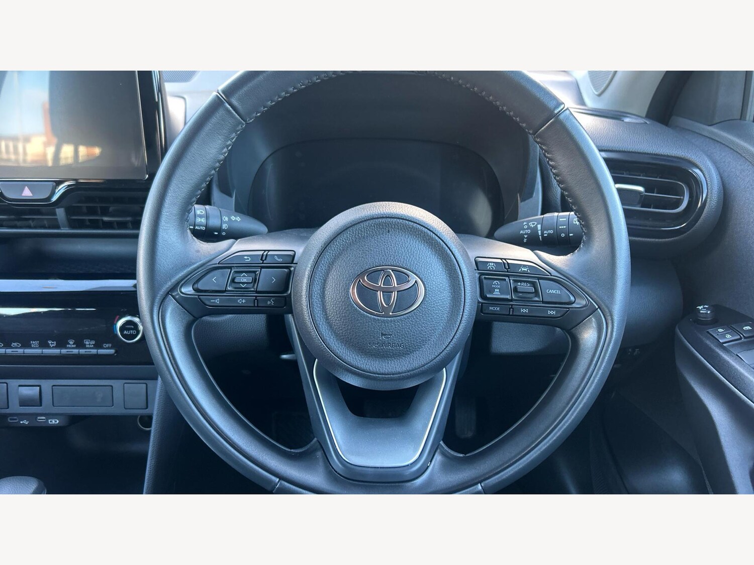 Used Toyota Yaris Cross for sale - 77304947: Photo 10