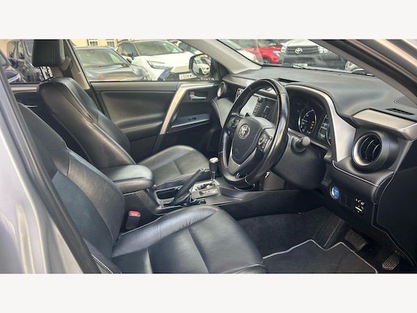 Used Toyota RAV4 2016 for sale - 76175474: Photo 13