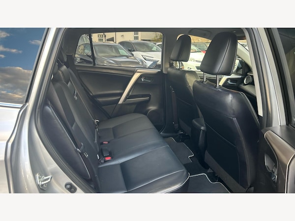 Used Toyota RAV4 2016 for sale - 76175474: Photo 14