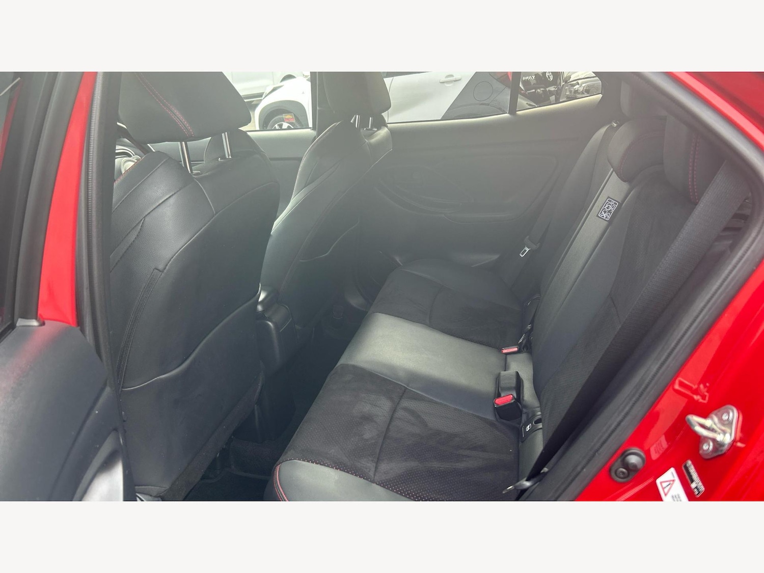 Used Toyota Yaris Cross 2023 for sale - 76433118: Photo 15