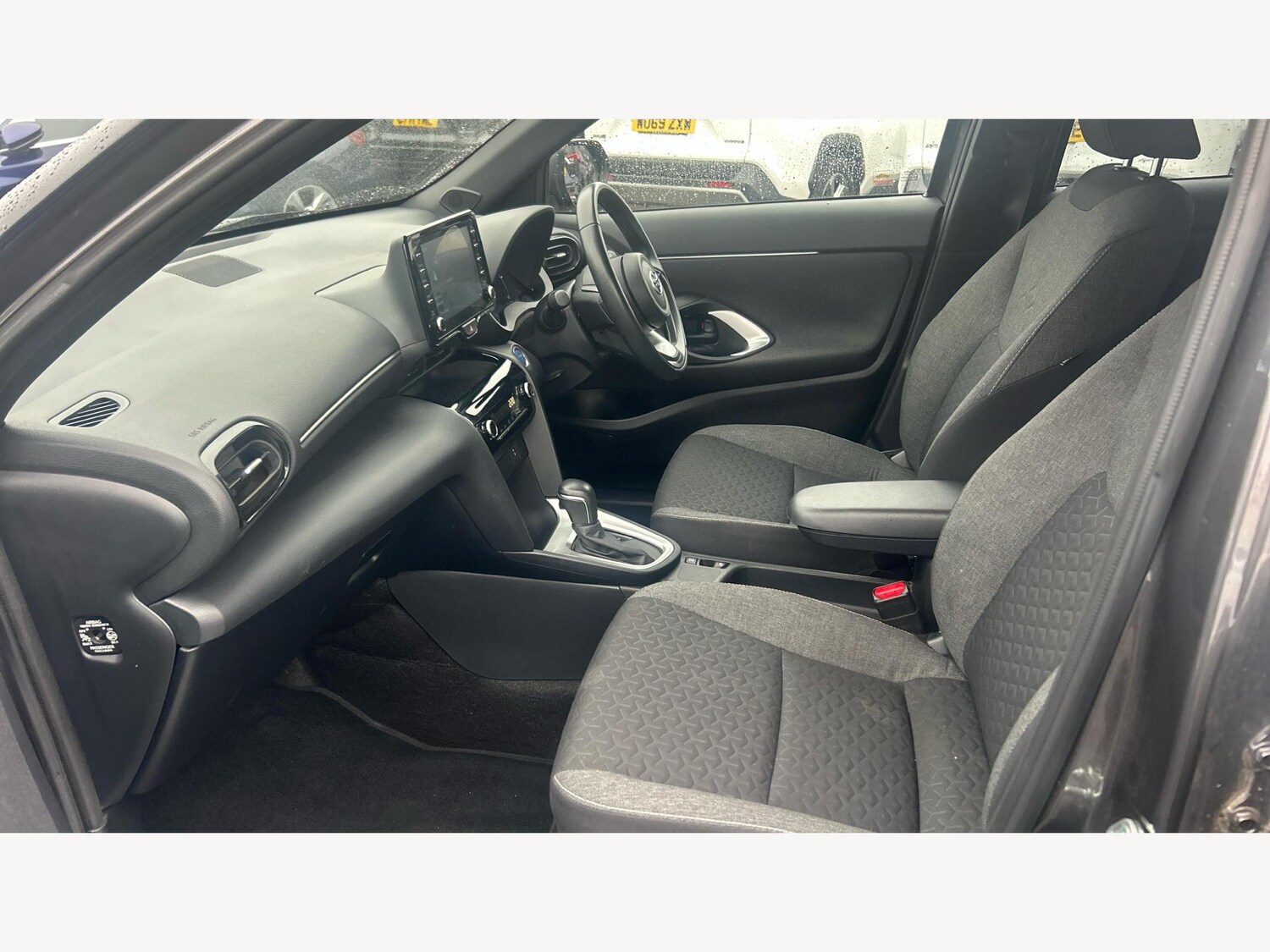 Used Toyota Yaris Cross 2022 for sale - 76026560: Photo 12