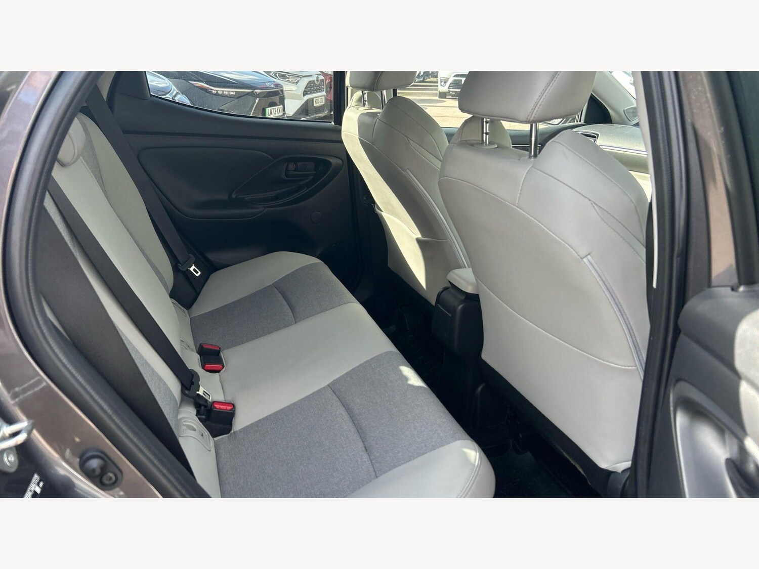 Used Toyota Yaris for sale - 77883203: Photo 14