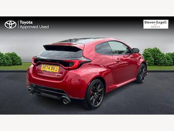 Used Toyota Yaris 2024 for sale - 79873609: Photo