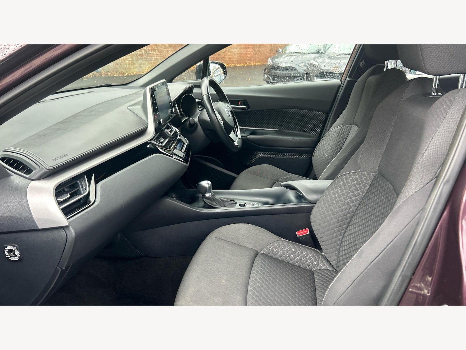 Used Toyota C-HR 2022 for sale - 76551063: Photo 12